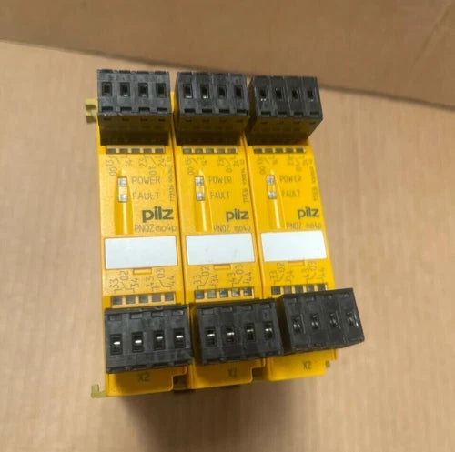 3xPCs Pilz PNOZmulti output modules, 24 V dc / 4 output 773536