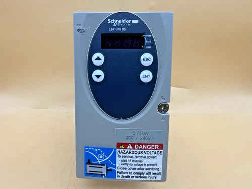 SCHNEIDER ELECTRIC LEXIUM 05A LXM05AD10M2 0.75kW, SERVO DRIVE