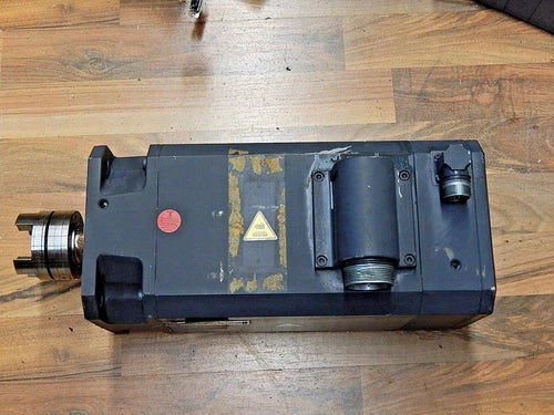 SIEMENS SERVO MOTOR 1FT6084-1AF71-1EH1 Used