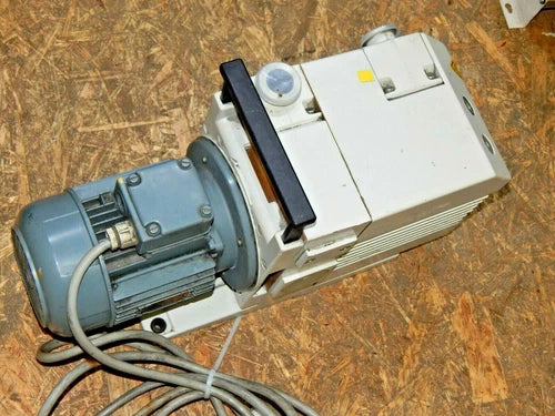 LEYBOLD TRIVAC D16B Vacuum Pump