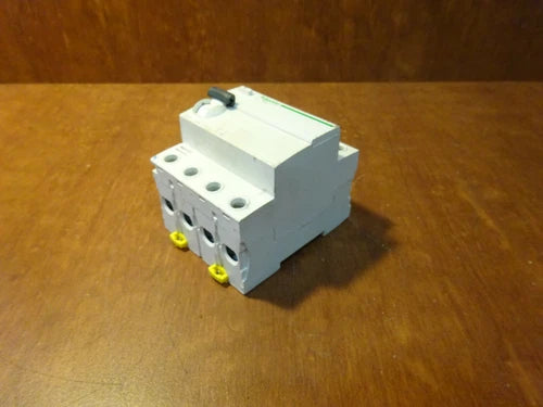 Schneider IID 100A breaker
Opens in a new window or tab