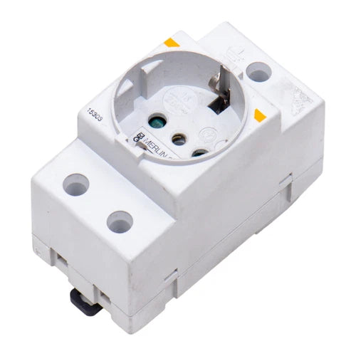 15303 MERLIN GERIN, tomada, 15303, 15303, tomada: 15303 316-6202 005A utilizado em...