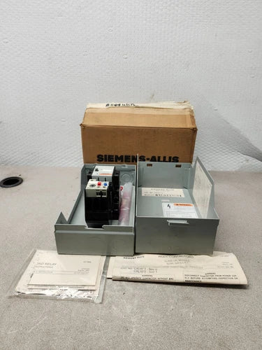 NEW SIEMENS ALLIS ACROSS THE LINE STARTER CONTACTOR SIZE 1 SXL112W W NEMA ENCLOS