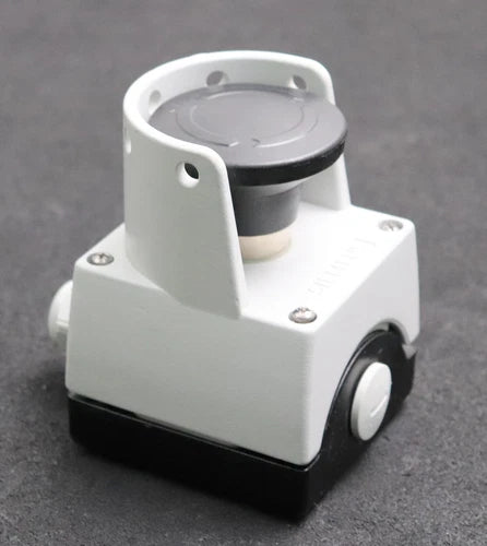 Siemens housing for command device 3SB3801-2EB30-0CC0 used