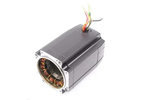 1FT7066-5AH71-1ML0-Z STATOR SIEMENS USED / NO WARRANTY /