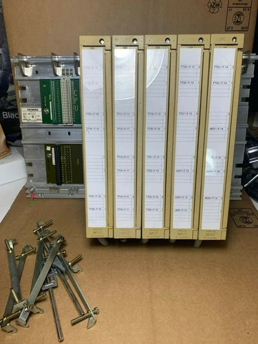 1  x  SIEMENS SIMATIC S5 6ES5700-2LA12 .   + .  5 pc 6ES5460-7LA13 Analog INPUT