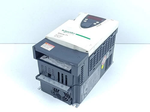 施耐德电气 Altivar 71 ATV71HU22N4Z 2,2kW 400V 已测试且顶级 ZUSTAND