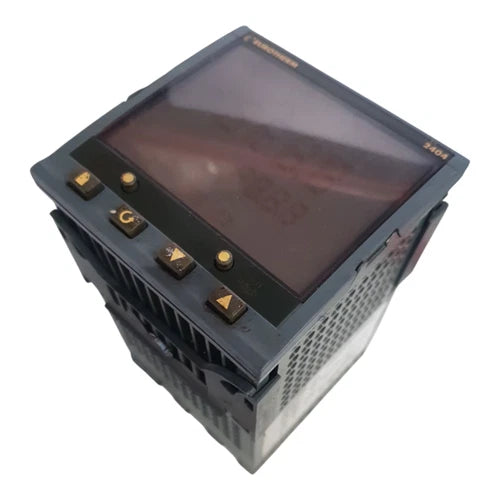 EUROTHERM 2404/Cc / Vh /Rh / V2 / Xx / RF/ Xx /Y2/ Fra Controller Temp