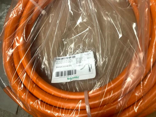 Schneider Electric VW3M5104R100 power cable between servo motor BSH and servodriv