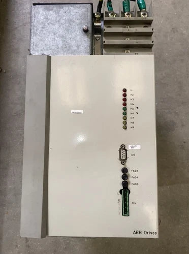 ABB SDS103 023A0 400V01 0000 3ADT211028R0002 Servo Antrieb - + Speicher Modul