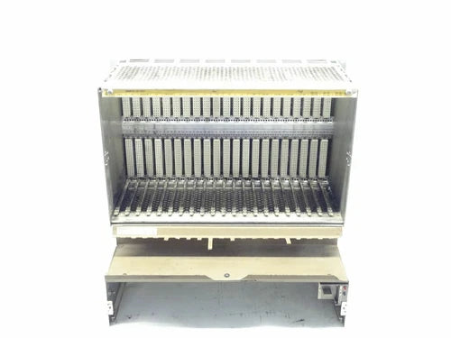 Siemens 6ES5135-3UA11 Rack leer Simatic S5 6ES5 135-3UA11 E:01