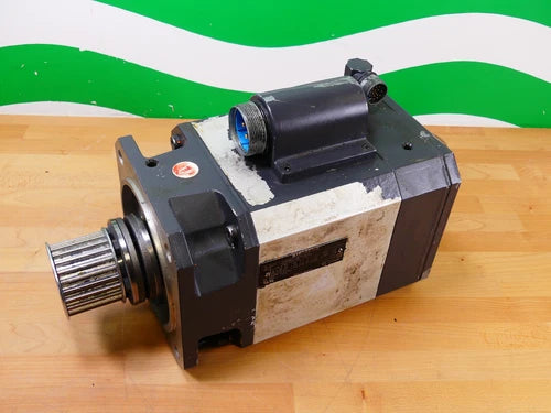 Siemens 1FT6082-1AF71-4EG1 servo motor see pictures