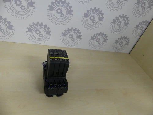 4 x E-T-A ESX10-S127-DC24V-1A-10A