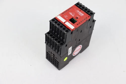 Schneider Electric ASiSAFEMON2B AUX. CONTROL R300 ASiSAFE V3.00 TESTED TOP