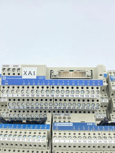 1 peça x SCHNEIDER ELECTRIC TELEMECANIQUE ABE7 H16C31