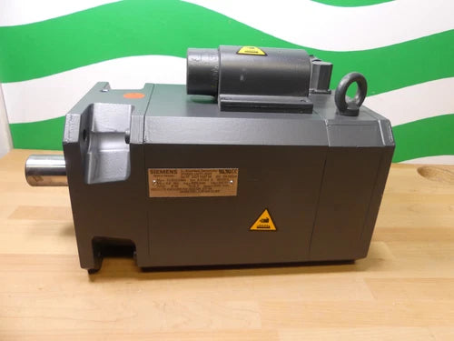 SIEMENS 3~Permanent Magnet Motor / 1FT6082-1AF71-1EH1 Used
