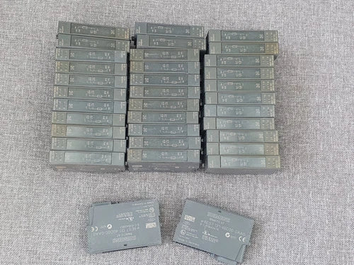 Siemens 6ES7 131-4BD00-0AA0 DIGITAL INPUT MODULE (lot of 35)