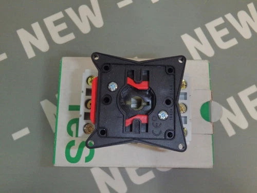 VCF02 - SCHNEIDER - VCF02/Sectionneur Vario tripolaire 12A 7.5kW 全新