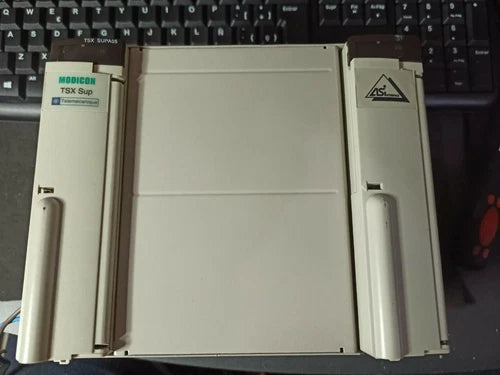 施耐德 tsxsupa05，非常好，环境好！！