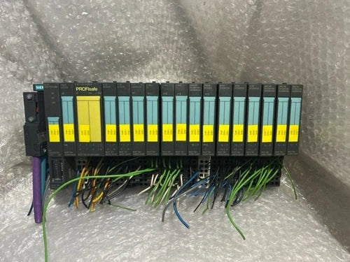 SIEMENS 6ES7 151-1BA02-0AB0 + 6ES7 138-4CA01-0AA0 + 6ES7 138-4FA03-0AB0 ++++