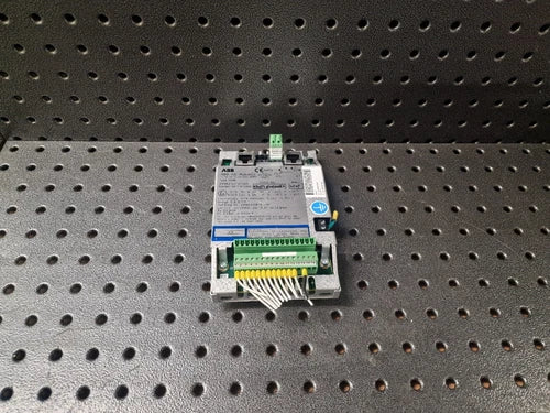 ABB Robotics 3HNA012319-001 Rev.No:07 DSIB-01 M¨®dulo