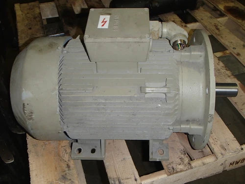 Siemens Spindle Servo Motor 1 LA5166-4AA76_1LA51664AA76