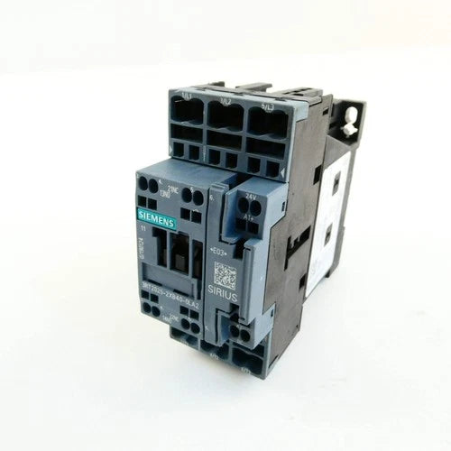 SIEMENS 3RT2025-2XB40-0LA2, AC-3e/AC-3, 17A, 7.5kW/400V, DC 24V CONTACTOR