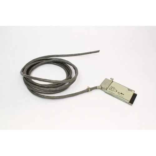 SCHNEIDER ELECTRIC TSXSCP112 TSXSCP112 PCMCIA Card Cut Cable (B836)