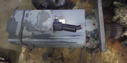 SIEMENS MOTOR_1 PH6135-1NF46-0AA0_ENCODER: ERN 1387 2048 _120F150