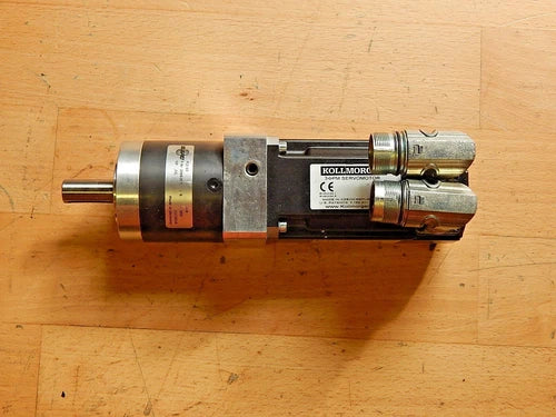 Kollmorgen AKM22E-ANBNR-00 Servo Motor Motor + Neugart PLE 60 Gearbox i=9 Used