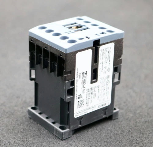 SIEMENS Sch¨¹tz 3RT2016-1BB41 Spulenspannung 24VDC 400V 4kW unbenutzt in OVP