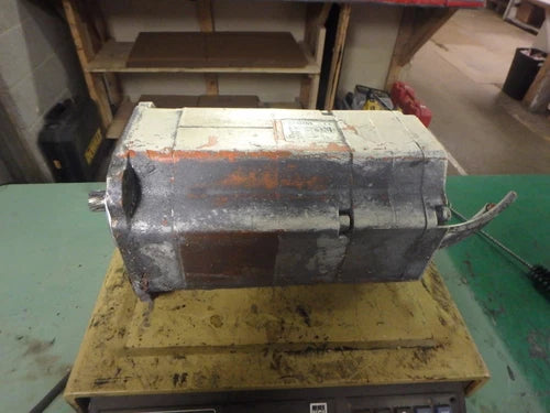 SIEMENS SERVO MOTOR 1FK6083-6AZ21-9ZZ9-Z S28_ABB 3HAC3605-1 /02