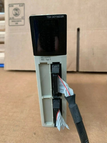 施耐德电气 TSXDEY32D2K Modicon Premium 32 通道直流输入模块