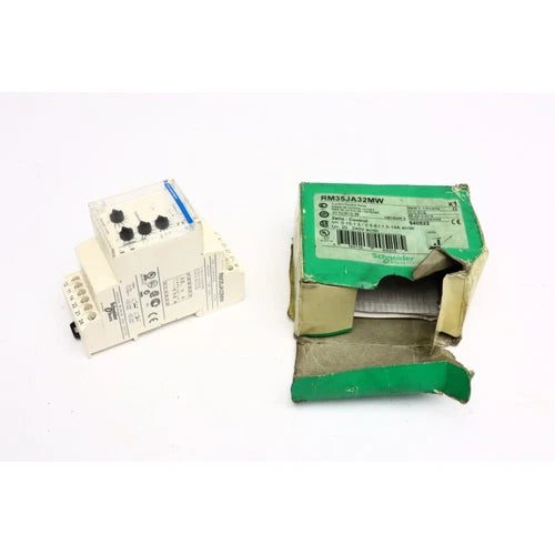 Schneider Electric 940522 RM35JA32MW Current Control Relay Old Stock (B1324)