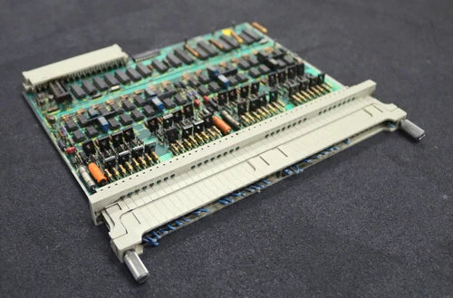 Siemens Digital Output Module C79040-A92-C265-03-85 Used