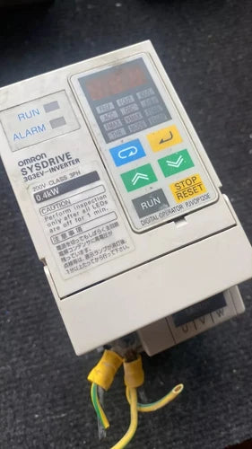 3G3EV-A2004MA-CUE 0,4KW 220V OMRON OK TESTADO SEM MOTOR PARA TESTE APENAS INVERSOR