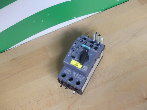 Siemens 3RV2011-0KA10 / 3RV 2011-0KA10 Sirius Circuit Breaker 16A
