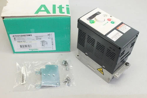 SCHNEIDER ELECTRIC ATV312 0,75kW 1,8kVA 60W Frequenzumrichter ATV312H075M2 OVP