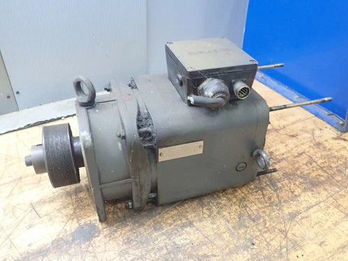 Siemens 3 Phase Permanent Magnet Motor 1FT4102-0SK71-2-Z _ Z:K20 _ *NO FAN!