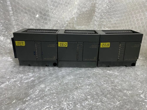 SIEMENS EM221 DI 8xDC24V 6ES7 221-1BF00-0XA0+EM222 D0 8xRELAY 6ES7222-1HF00-0XA0