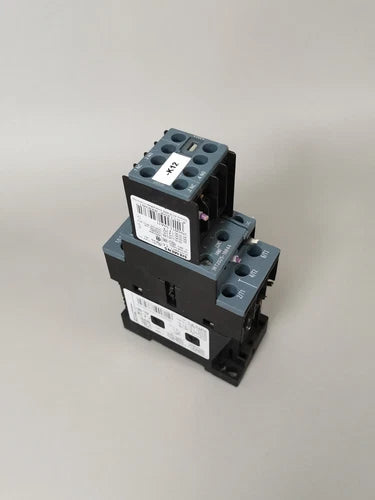 Siemens 3RT2025-1BB44 + 3RH2911-1HA11