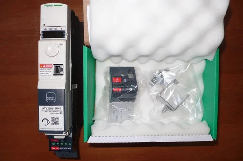 VARIATEUR 三相 380V 1.5KW 频率 VITESSE ALTIVAR ATV32HU15N4 SCHNEIDER EL