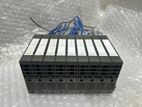 SIEMENS 6ES7 138-4CA00-0AA0 + 132-4BD00-0AA00