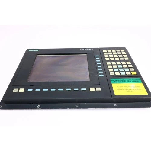 SIEMENS SINUMERIK 6FC5203-0AB11-0AA2 TFT Color 10.4'' INCL.NC-KEYB (P186)
