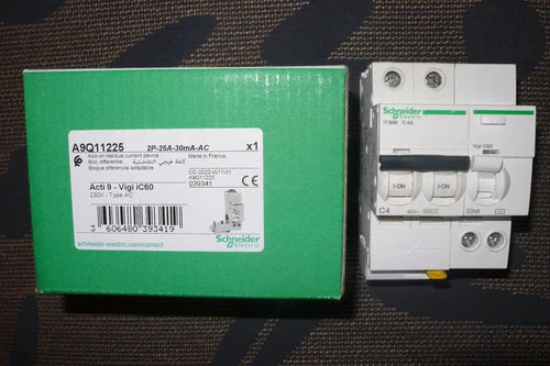DISJONCTEUR A9F68204 DIFFERENTIEL A9Q11225 SCHNEIDER ELECTRIC C4A 30mA AC 2POLES
