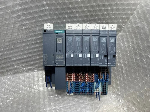 SIEMENS 6ES7193-6AR00-0AA0 + 155-6AU00-0BN0 + 131-5BF00-0BA0 + 132-6BF00-0BA0