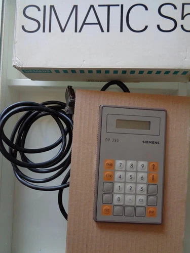 SIEMENS OP393 6ES5393-0UA11 E5 OPERATOR PANEL "NEVER BEEN USED"
