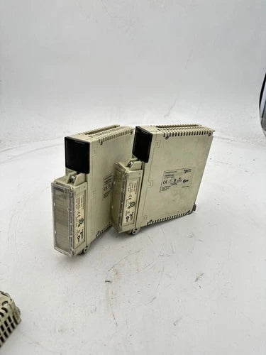 1 peça x MÓDULO DE ENTRADA SCHNEIDER ELECTRIC TSXDEY16A3 + TERMINAL PRETO TSXBLY01