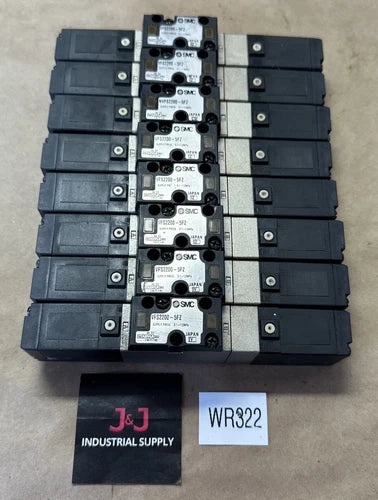 (8) PREOWNED SMC VFS2200-5FZ Solenoid Valve Double Plug-in Base Mount + WARRANTY