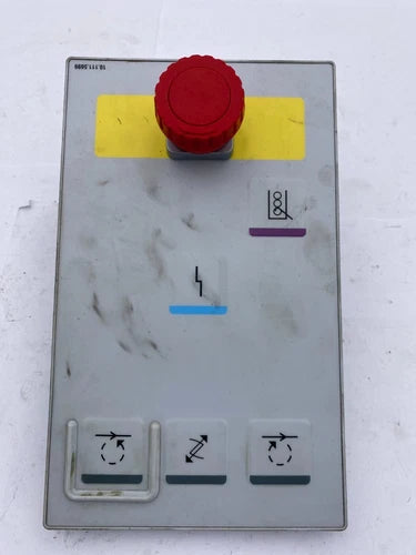 1pc x OPERATOR PANEL RAFI 10.111.5699 KL000 RAFI LAGE 2 5.40 552.775-000
